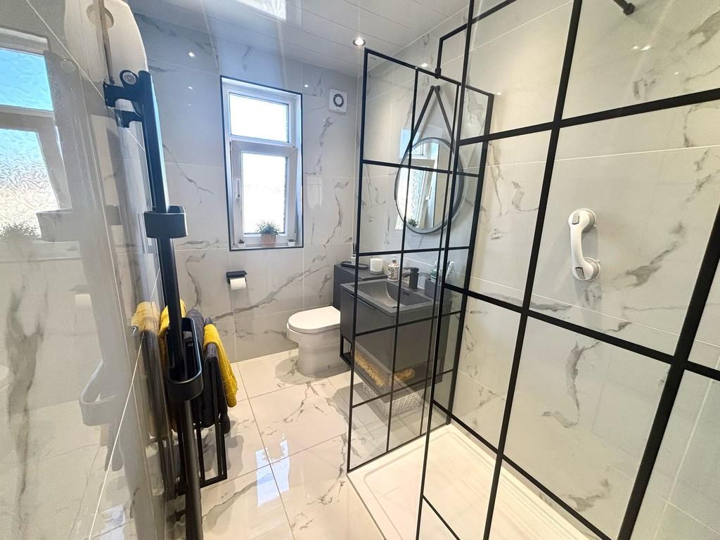 Family bathroom