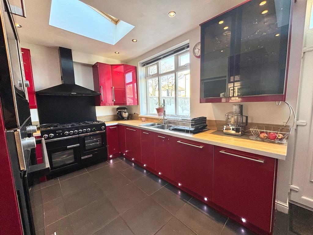 Kitchen 2