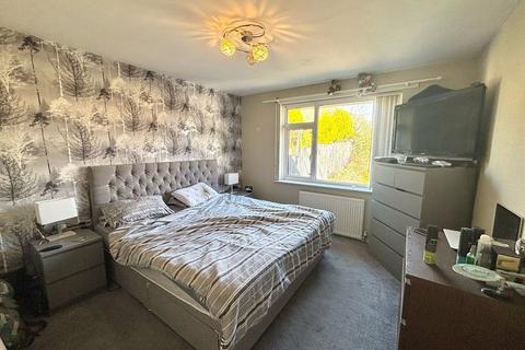 2 Middlebrook Hill, Bradford, BD8 0EX