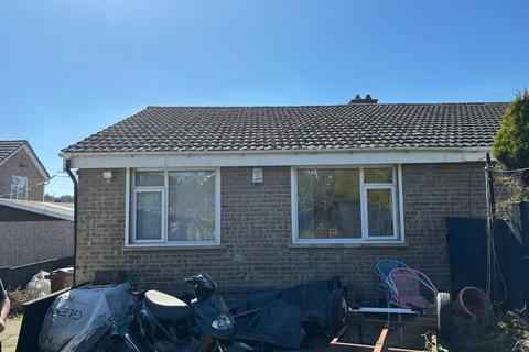 2 Middlebrook Hill, Bradford, BD8 0EX