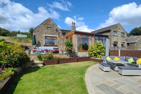 2 bedroom semi-detached bungalow for sale, Close Head, Thornton, Bradford