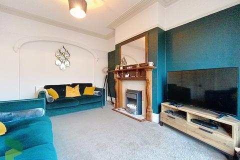 92 Blackburn Road, Darwen, BB3 1QJ
