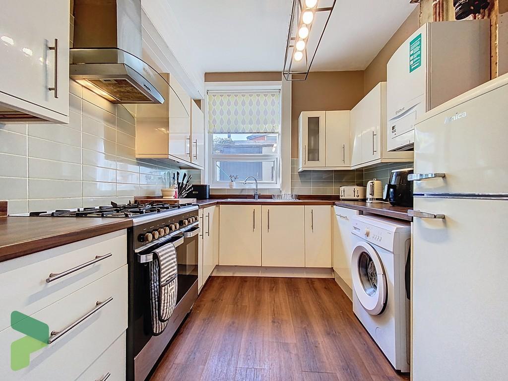 Seperate Fitted Kitchen