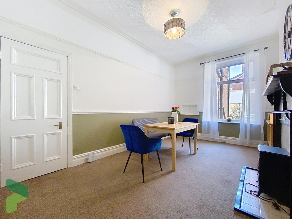 Dining room.Living room
