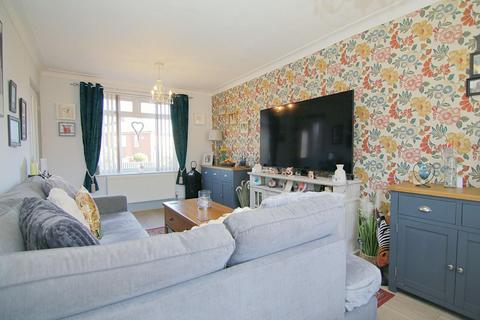 20 Aston Crescent, Leeds, LS13 2DZ