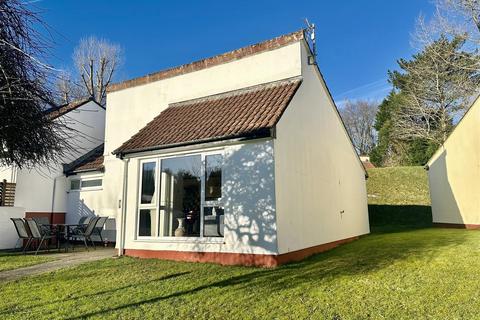3 bedroom terraced bungalow for sale, Honicombe Park, Callington PL17