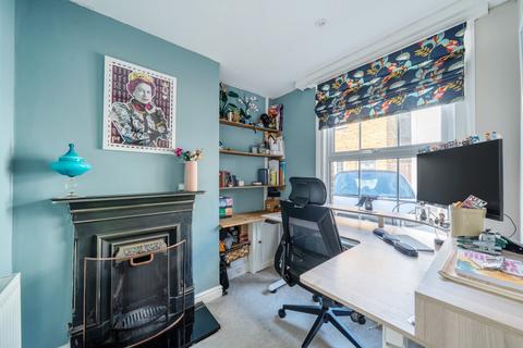9 Beech Road, Weybridge, KT13 9QF
