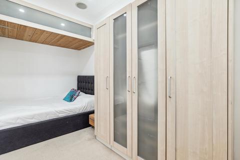 1 bedroom flat for sale, Orsett Terrace, Bayswater, London