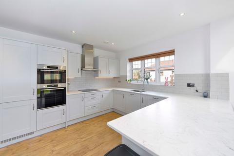 undefined, Lorimer Avenue, Cranleigh, GU6