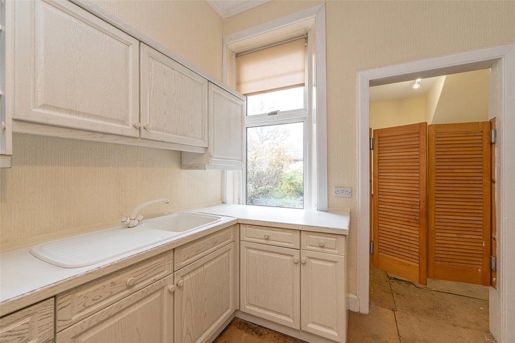Kitchen Alt