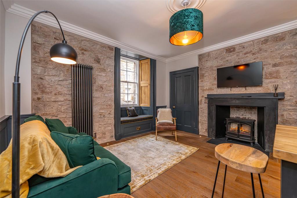 Lounge/Kitchen