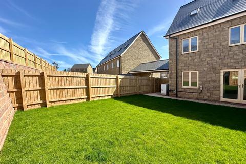 4 bedroom end of terrace house for sale, Pasture Drive, Paignton TQ4