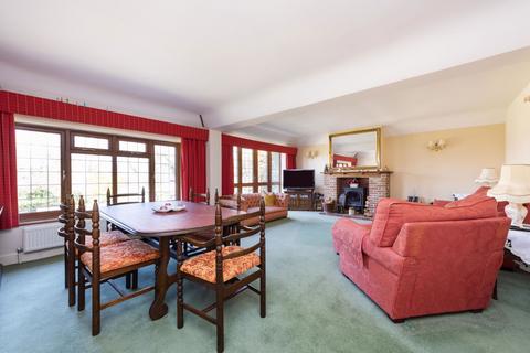 undefined, Manor Close, East Horsley