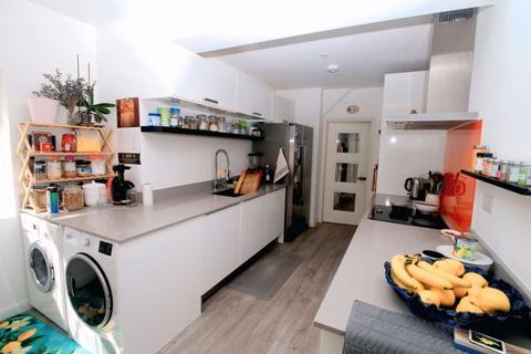 3 bedroom semi-detached house for sale, Chestnut Avenue, Canons Drive Estate, Edgware, Middlesex, HA8 7RA
