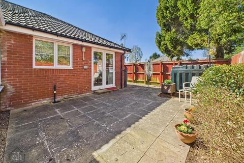 undefined, Mitre Close, Woolpit