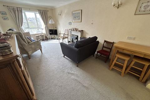1 bedroom retirement property for sale, Penrhyn Avenue, Rhos on Sea