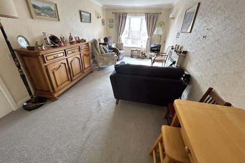 1 bedroom retirement property for sale, Penrhyn Avenue, Rhos on Sea