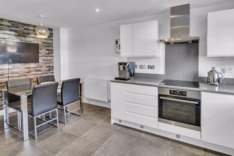 4 Botanical Close, Middleton, Manchester, M24 6FA