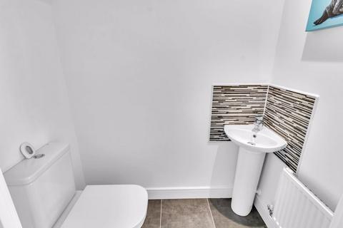 4 Botanical Close, Middleton, Manchester, M24 6FA