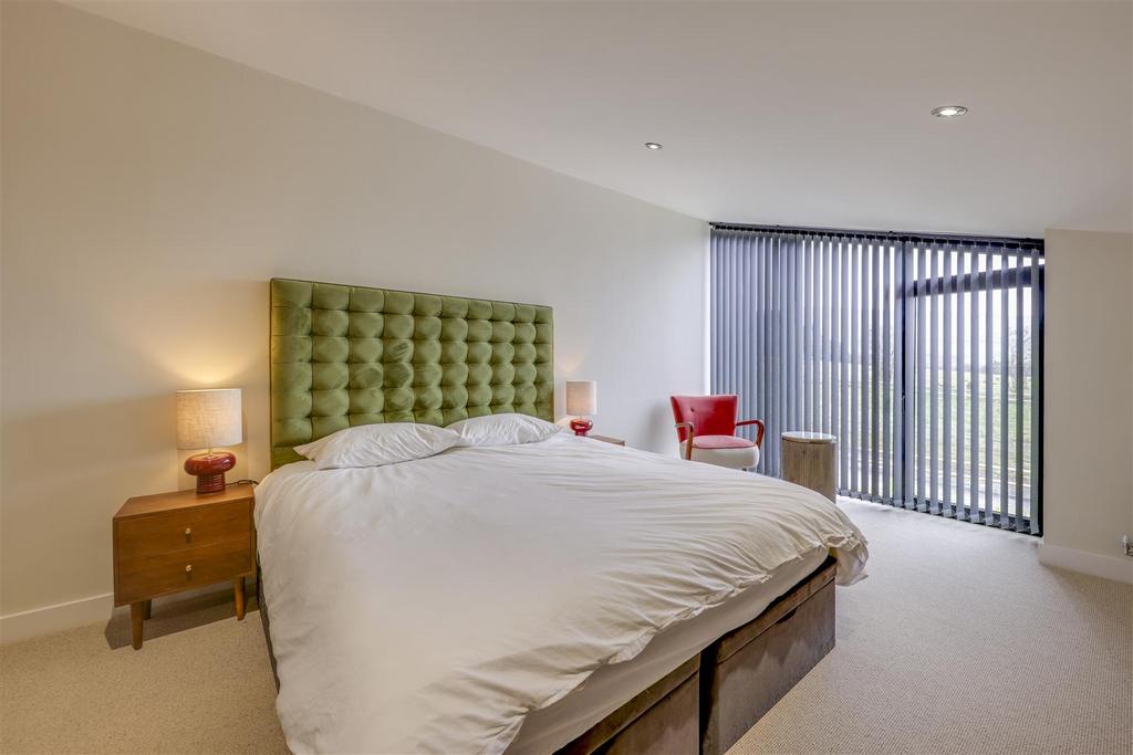 Bed 1