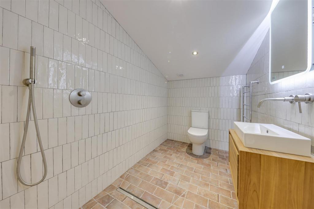 En Suite Shower Room