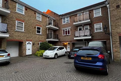 2 bedroom property to rent, Cedar Terrace, Richmond TW9