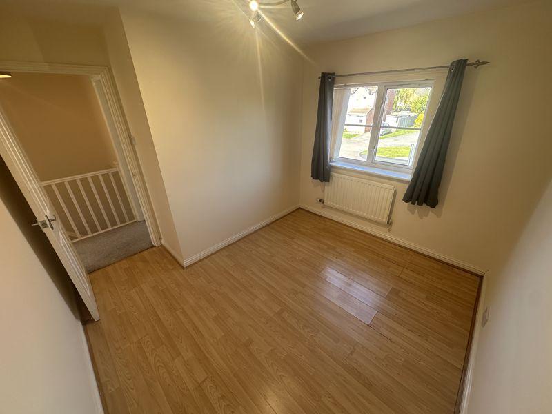 Bed 2 (Front)