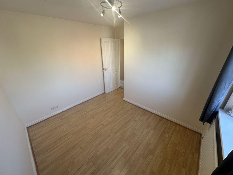 Bed 2 (Front)