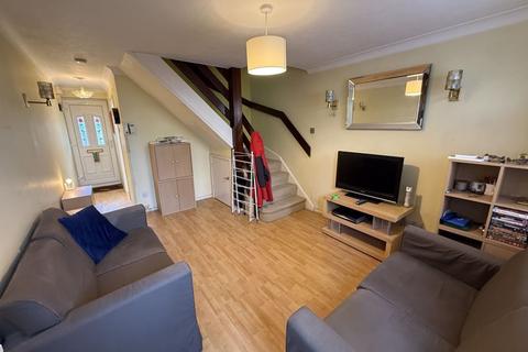 10 Harecastle Close, Hayes, UB4 9RE