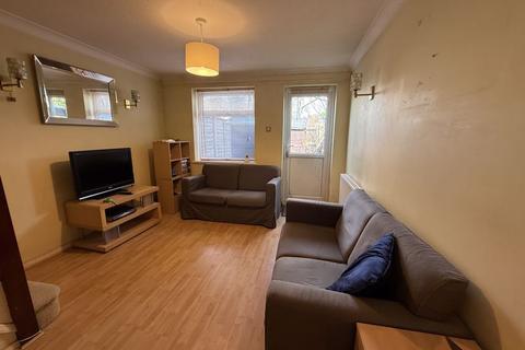 10 Harecastle Close, Hayes, UB4 9RE