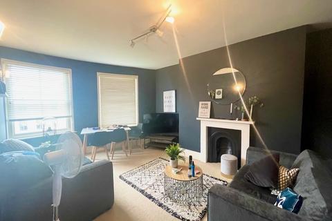 2 bedroom apartment to rent, Brunswick Place, Hove