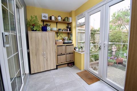 2 Boundary Close, Southampton, SO15 4PE