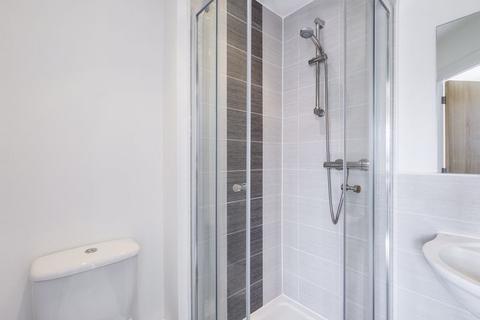 2 bedroom house to rent, Jennings Road, Redruth