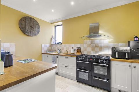 West View Apperley Lane, Rawdon, Leeds, LS19 6BJ