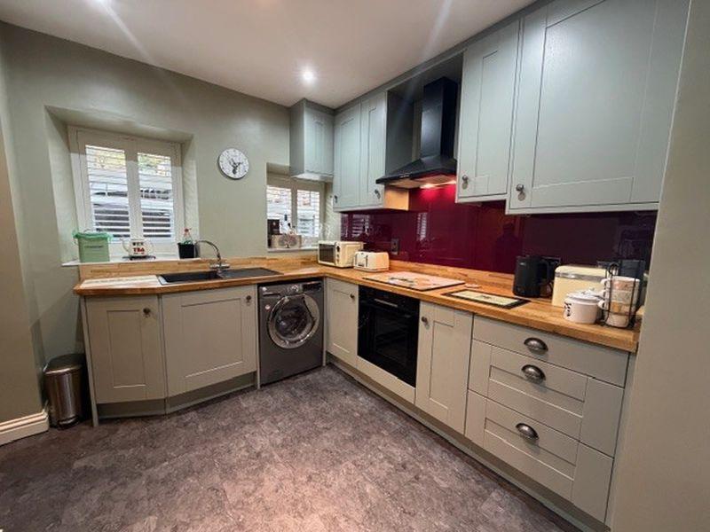 Fitted Kitchen