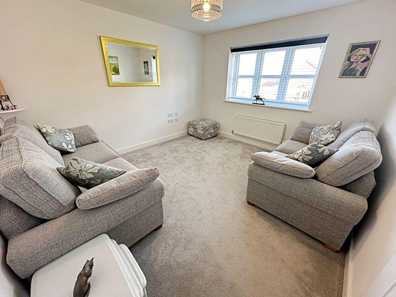 Lounge 1