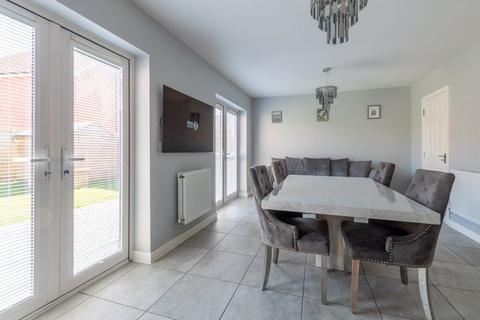 10 Boston Close, Grove, Wantage, OX12 0GQ