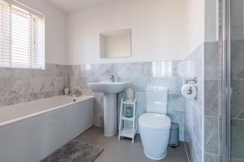 10 Boston Close, Grove, Wantage, OX12 0GQ