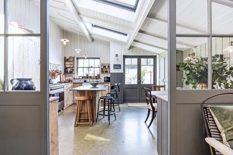 23 Mill Road, Steyning, BN44 3LN