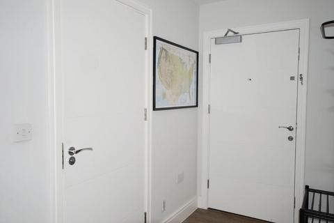 1 bedroom flat for sale, Flat , Waterfront Heights, a Mount Pleasant, Wembley