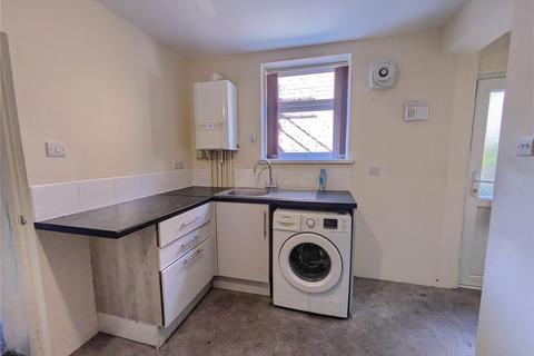 2 bedroom end of terrace house to rent, Lord Street, Redcar