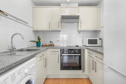1 bedroom flat to rent, Filton Court, Farrow Lane, London, SE14