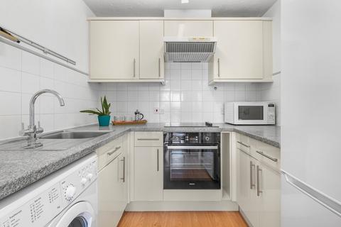 1 bedroom flat to rent, Filton Court, Farrow Lane, London, SE14