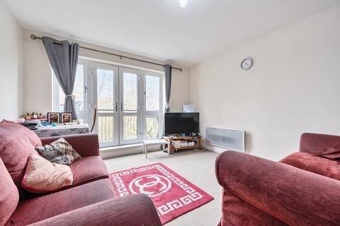 undefined, Luscinia View, Reading RG1