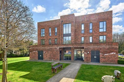 2 bedroom apartment for sale, Barnes Wallis Way, St. Albans AL2