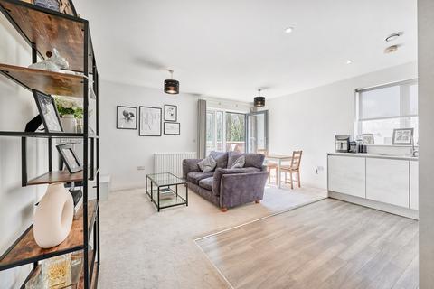 2 bedroom apartment for sale, Barnes Wallis Way, St. Albans AL2