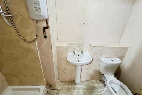 1 bedroom apartment for sale, Acaster Drive, Bradford BD12
