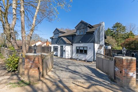 5 bedroom detached house for sale, North Hall Road, Saffron Walden CB11