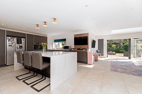 5 bedroom detached house for sale, North Hall Road, Saffron Walden CB11