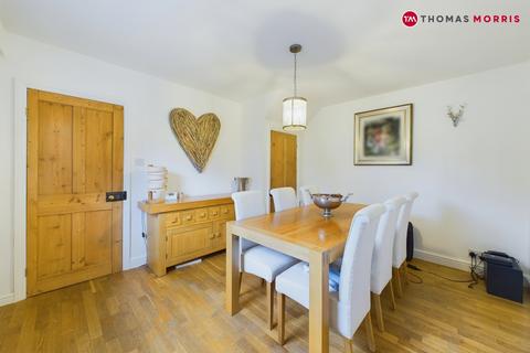 2 bedroom detached house for sale, Church Street, Huntingdon PE28